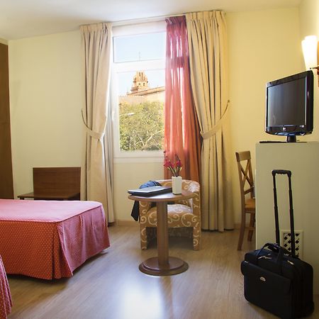 Hotel Pasarela Sevilla Eksteriør bilde